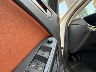 Audi A4 2011-thumb-13