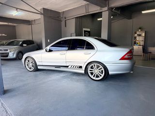 Mercedes-Benz C 200 2001 AVANTGARDE KOMPRESSOR-thumb-3