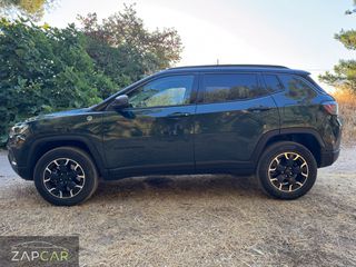 Jeep Compass 2021 1.3 T4 4xe Trailhawk / Panorama / Full-extra-thumb-6