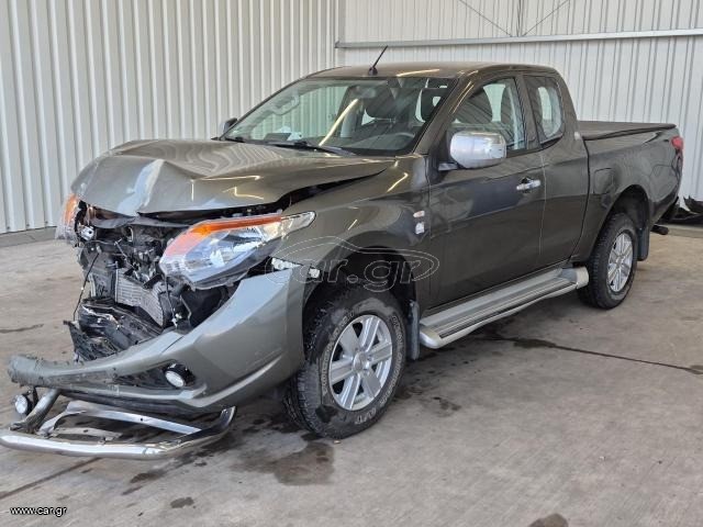 Mitsubishi L200 2019 Basis Club Cab 4WD