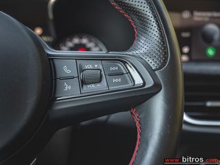 Alfa Romeo Stelvio 2021 2.2 DIESEL F1 160HP JTDM-thumb-18