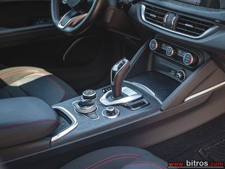 Alfa Romeo Stelvio 2021 2.2 DIESEL F1 160HP JTDM-thumb-24