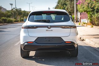 Alfa Romeo Tonale 2023 1.5 130CV HYBRID TCT7 SPRINT-thumb-9