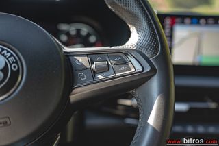 Alfa Romeo Tonale 2023 1.5 130CV HYBRID TCT7 SPRINT-thumb-18