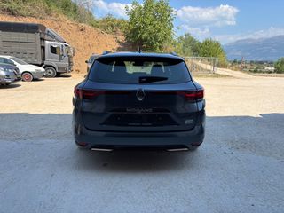 Renault Megane 2021 Plug in-thumb-3