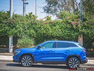 Renault Austral 2023 Techno  1.2 E-TECH F-Hybrid 200HP! MULTIMODE-thumb-8
