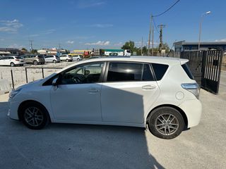 Toyota Verso 2016-thumb-5