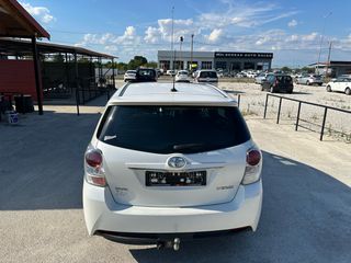 Toyota Verso 2016-thumb-11