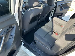 Toyota Verso 2016-thumb-24