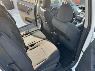 Toyota Verso 2016-thumb-35
