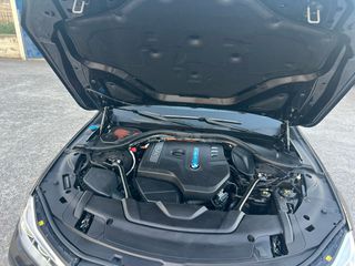 Bmw 740 2016-thumb-11
