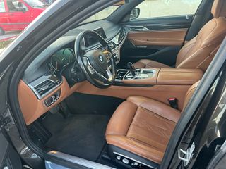 Bmw 740 2016-thumb-14
