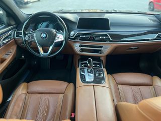 Bmw 740 2016-thumb-20