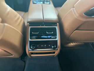 Bmw 740 2016-thumb-21