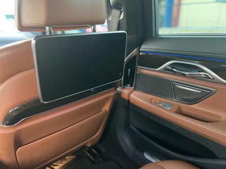 Bmw 740 2016-thumb-22