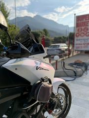 Suzuki V-Strom 1000 2005-thumb-12