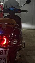 Piaggio Vespa GTS 300 2022-thumb-1