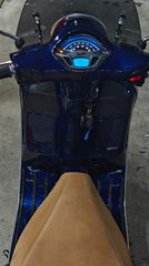 Piaggio Vespa GTS 300 2022-thumb-3