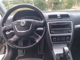 Skoda Scout 2010 OCTAVIA TURBO QUATTRO 4X4-thumb-8