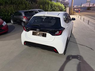 Toyota Yaris 2022 YARIS 1.0 /72Hp /58.000Km!!!-thumb-6