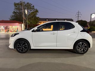 Toyota Yaris 2022 YARIS 1.0 /72Hp /58.000Km!!!-thumb-12