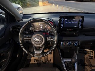Toyota Yaris 2022 YARIS 1.0 /72Hp /58.000Km!!!-thumb-22