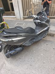 Piaggio X 10 2013-thumb-2