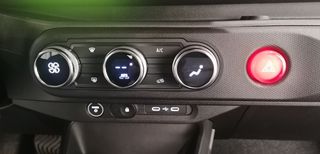 Renault Twingo 2026 Electric E-Tech 27kWh 80 techno-thumb-24