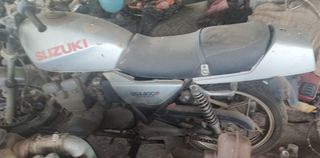 Suzuki GSX 400 1982-thumb-1