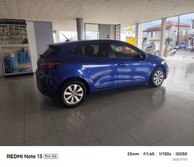 Renault Clio 2022 AUTHENTIC-thumb-3