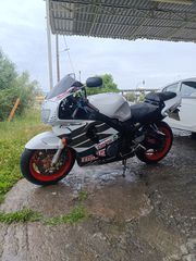 Honda CBR 900RR Fireblade 1997-thumb-4