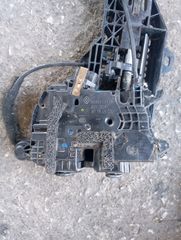 RENAULT CAPTUR ΠΙΣΩ ΔΕΞΙΑ ΚΛΕΙΔΑΡΙΑ ΠΟΡΤΑΣ 805031332R