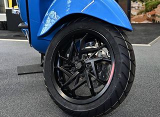 Vespa Sprint 125 2026 ΔΩΡΟ ΑΞΕΣΟΥΑΡ ΚΑΙ 30 ΑΤΟΚΕΣ-thumb-7