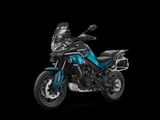 CFmoto 800 MT 2026 ES GT  ΜΕ ΜΑΥΡΟ ΤΡΙΒΑΛΙΤΣΟ