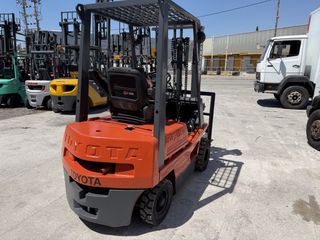 Toyota 1995-thumb-9