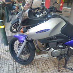 Suzuki XF 650 Freewind 1998 XF 650 FREEWIND