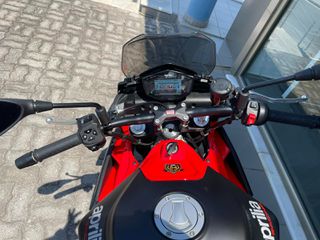 Aprilia Tuono 660 2022-thumb-5