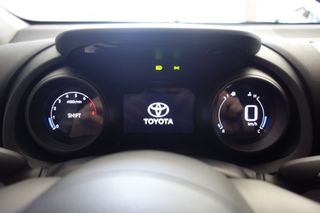 Toyota Yaris 2023 1.0 VVT-I TEAM D-thumb-8