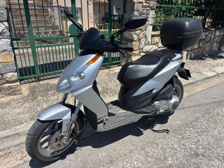 Aprilia SportCITY 125 2009-thumb-1