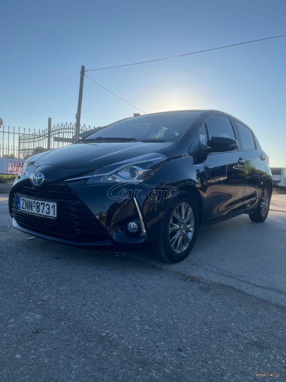 Toyota Yaris 2018 HYBRID AUTOMATIC NAVI CAMERA