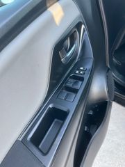Toyota Yaris 2018 HYBRID AUTOMATIC NAVI CAMERA-thumb-10