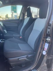 Toyota Yaris 2018 HYBRID AUTOMATIC NAVI CAMERA-thumb-11