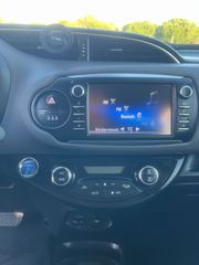 Toyota Yaris 2018 HYBRID AUTOMATIC NAVI CAMERA-thumb-14
