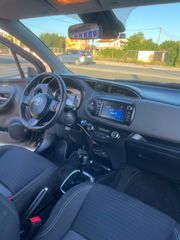 Toyota Yaris 2018 HYBRID AUTOMATIC NAVI CAMERA-thumb-25