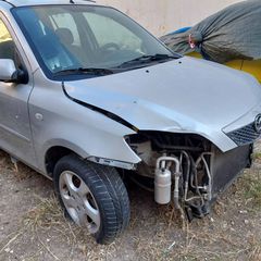 Mazda 2 2004