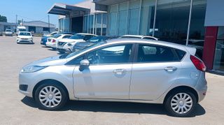 Ford Fiesta 2015-thumb-6
