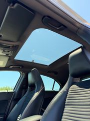 Mercedes-Benz A 180 2013-thumb-9