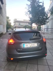 Ford Focus 2016-thumb-1