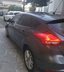 Ford Focus 2016-thumb-2