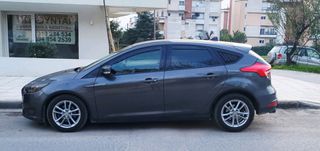 Ford Focus 2016-thumb-3
